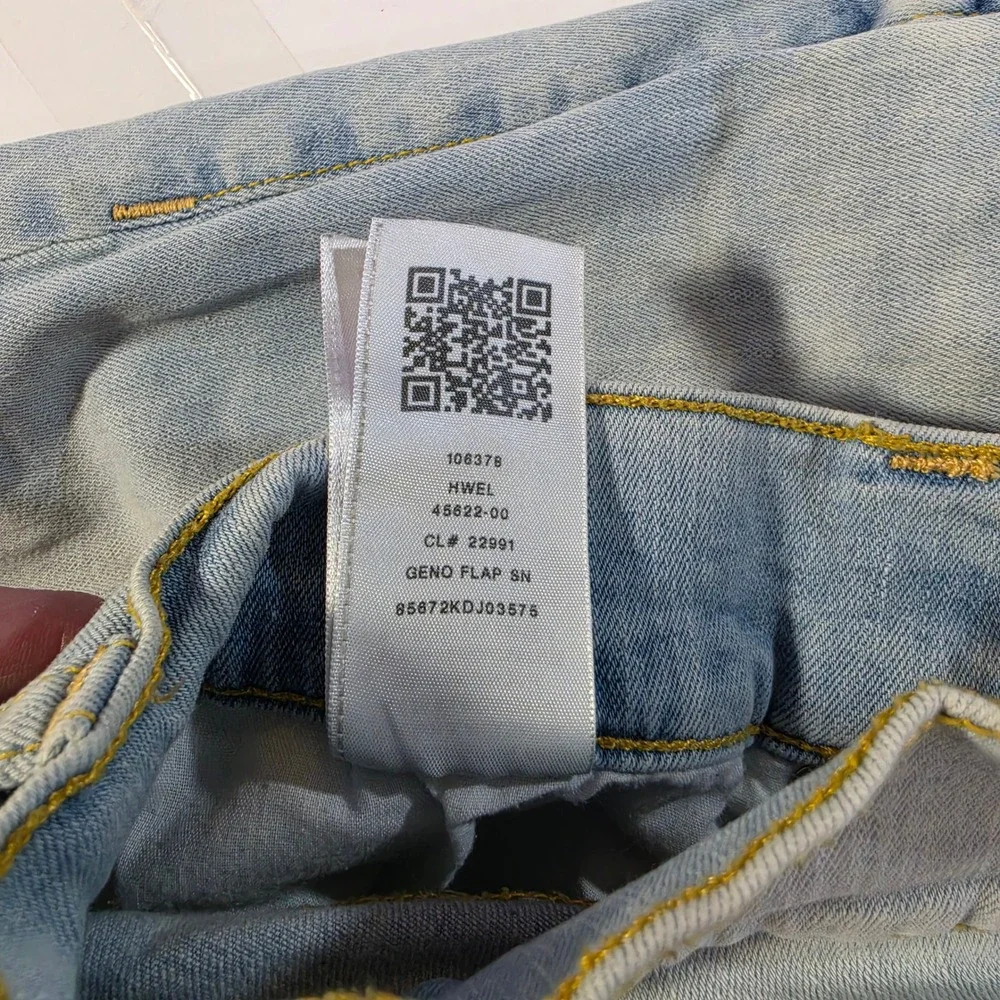 True Religion Geno Flap Relaxed Slim Blue Light Wash Denim Jeans Size 32 Y2K